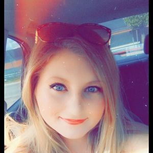 Meet your Posher, Eden